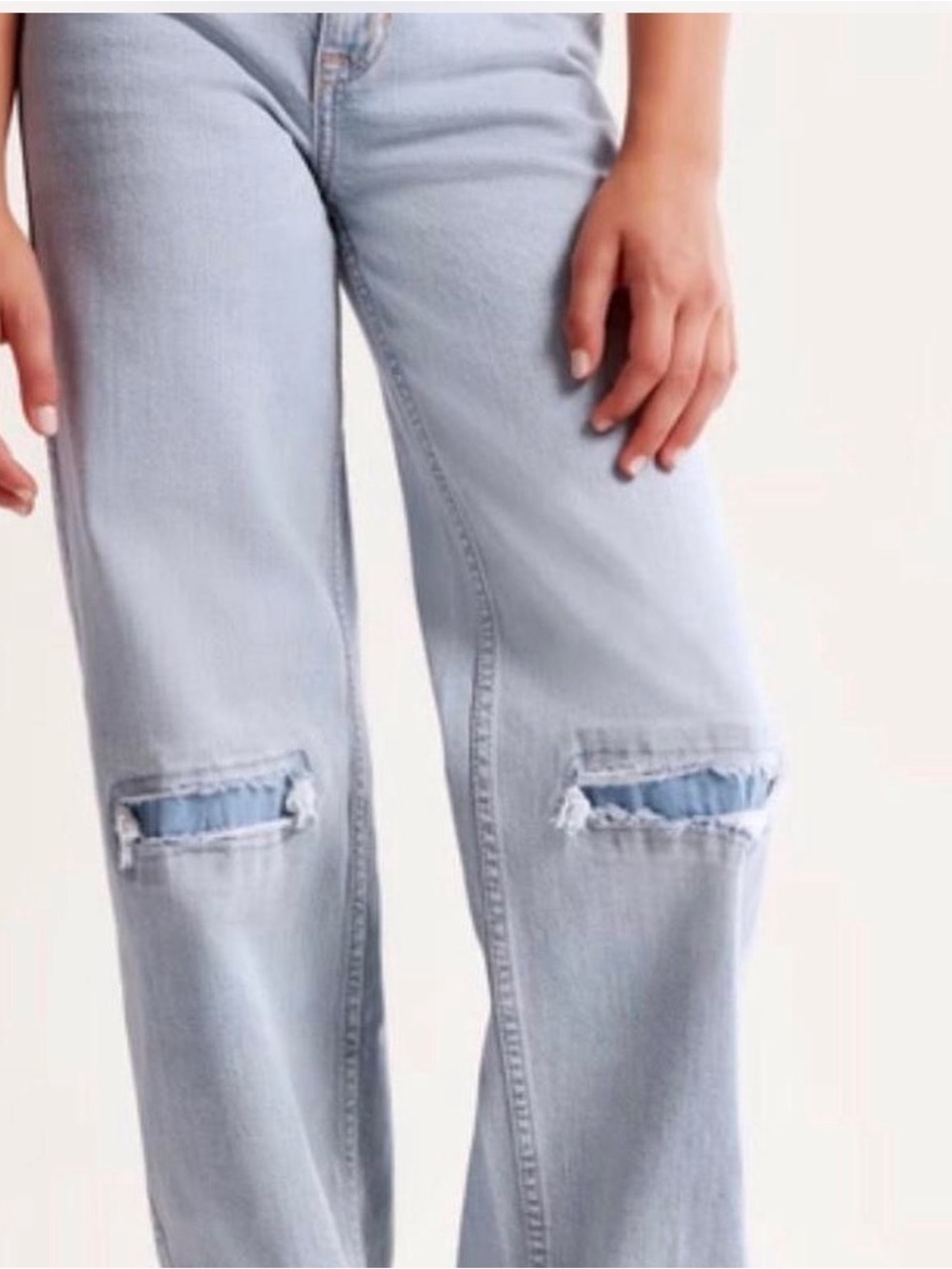 Abercrombie kids high rise wide leg jeans. Light wash. Girls size 9/10